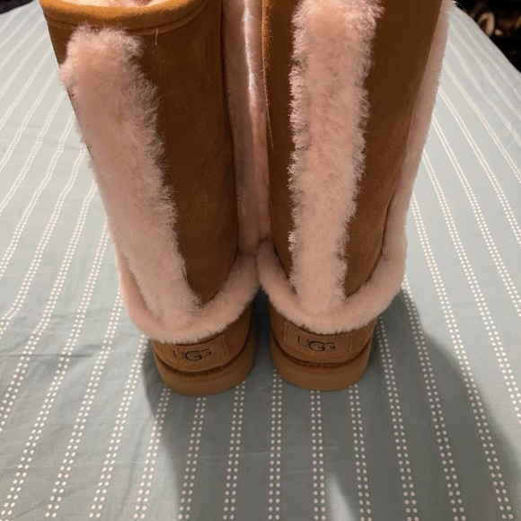 Ugg boots for little girls - Picture 6 of 6